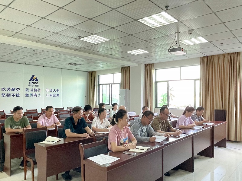 建研院党委组织召开专题党课会议.jpg