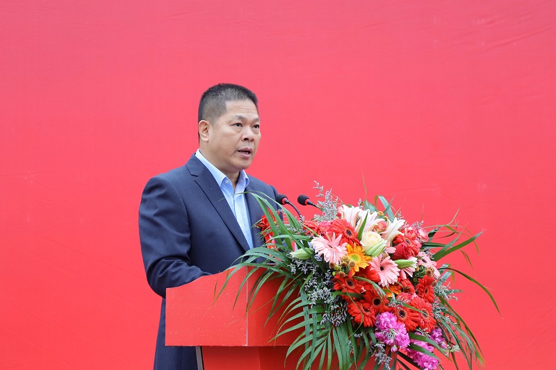 海建集团党委书记、董事长吴亚春在奠基仪式上致辞。.jpg