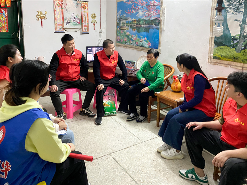 海南一建团委开展学雷锋主题团日活动2.jpg