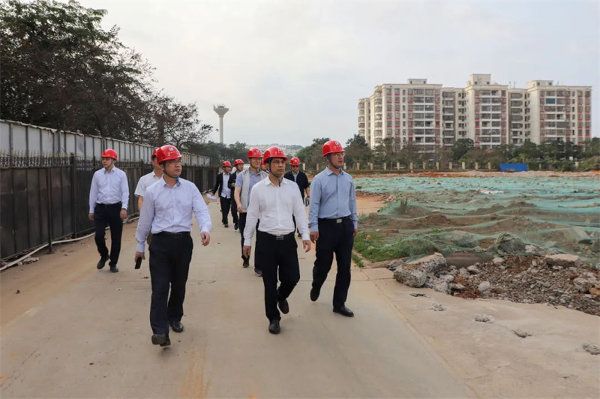 浩业物流园安居房项目用地拆迁现场.jpg