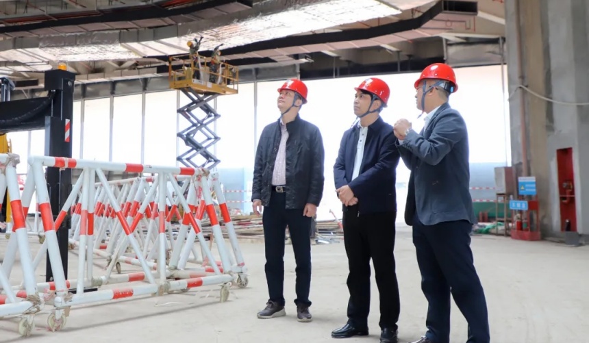 海南建投集团领导到海南科技馆展教工程项目调研.webp.jpg