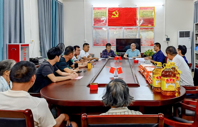 座谈会交流.jpg